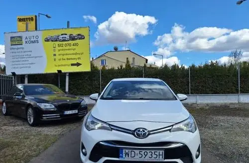 TOYOTA Avensis 